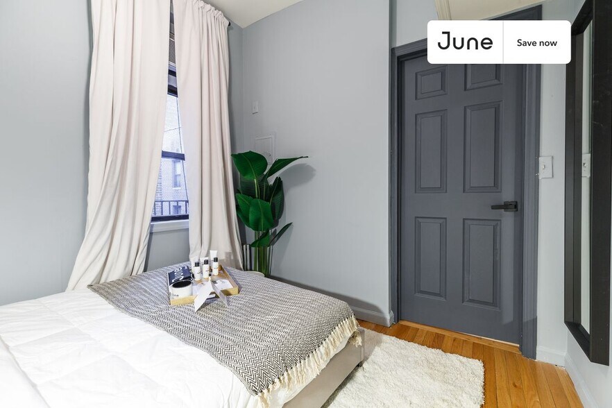 Building Photo - 885 9th Ave