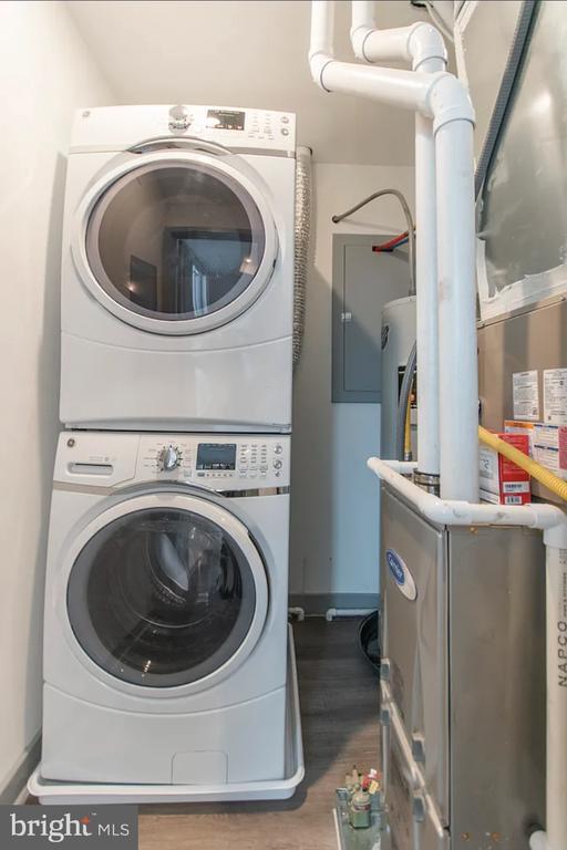 Building Photo - 411 W Berks St