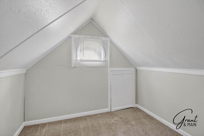 Building Photo - 14541 Kentfield St
