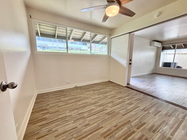 Building Photo - Newly Renovated 3BR/2BA Townhouse at Waial...