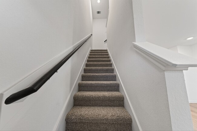 Building Photo - 12239 Shield Crest Ct