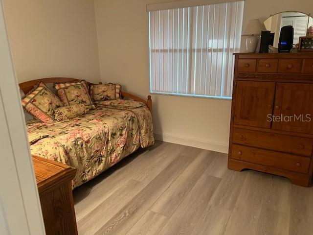 Building Photo - 333 Woodlake Wynde