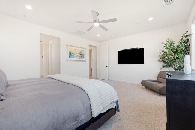 Building Photo - 81890 Via Encinitas