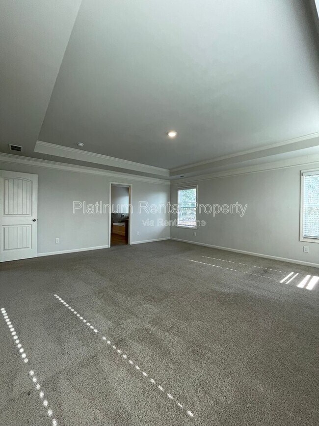 Building Photo - 1616 Chancery Ln