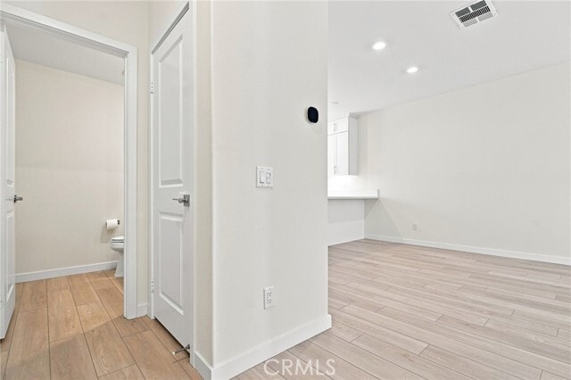 Building Photo - 1279 Bonnet Wy