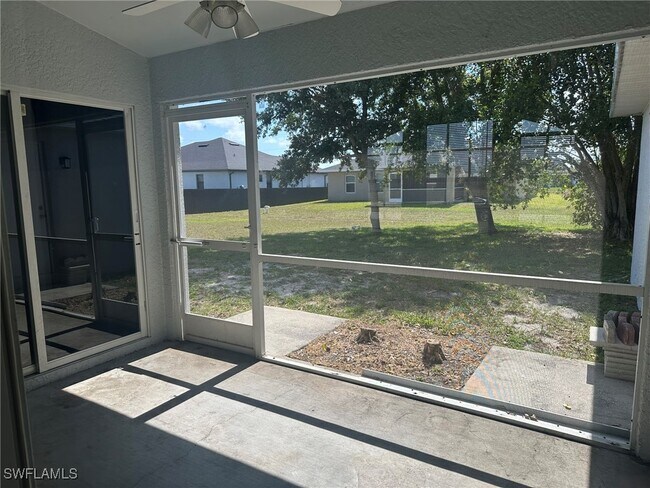 Building Photo - 2212 NW 18th Ave