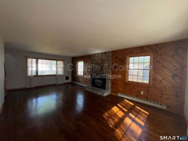 Building Photo - 1 Burlington Rd