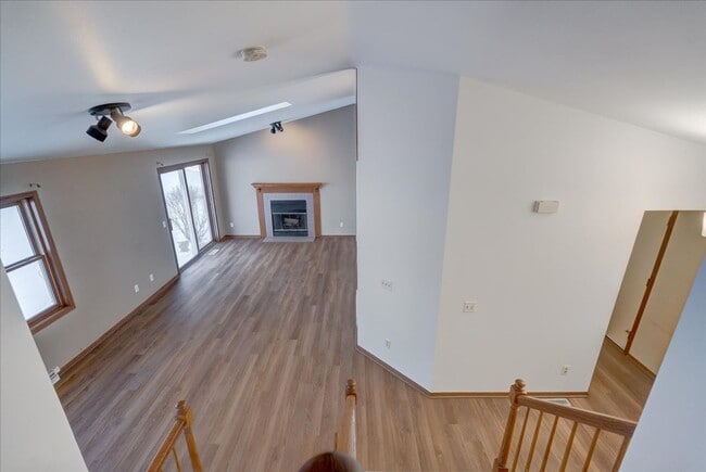 Building Photo - 2806 Wentworth Dr