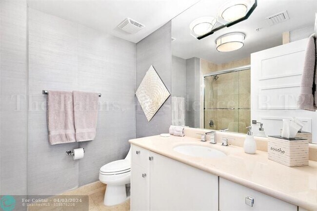 Building Photo - 2110 N Ocean Blvd