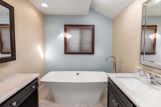 Building Photo - For Lease Beautiful Dana Point 4 Bedroom Home