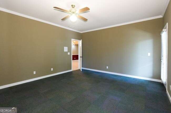 Building Photo - 5166 Wheeler Dr