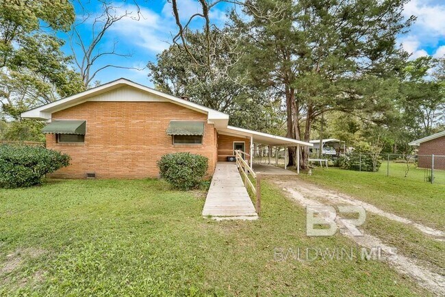 Building Photo - 359 Wisteria St