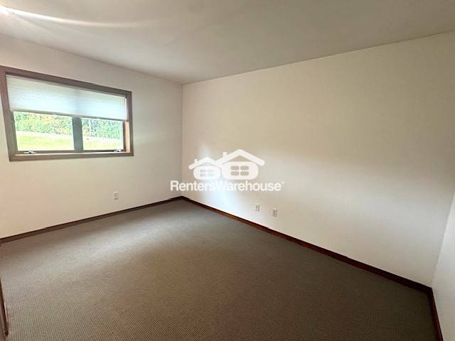 Building Photo - 2800 Hunter Dr