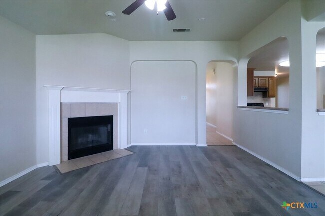 Building Photo - 1805 Lobrecht Ct