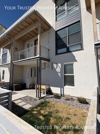 Building Photo - 5096 Putney Hill Rd