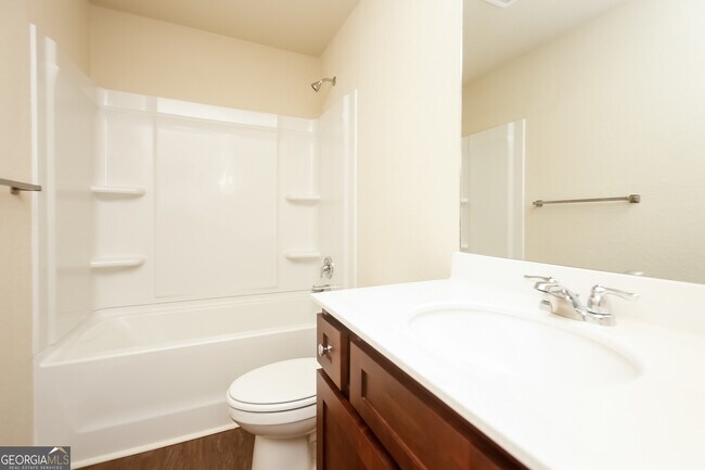 Building Photo - 243 Augusta Woods Dr