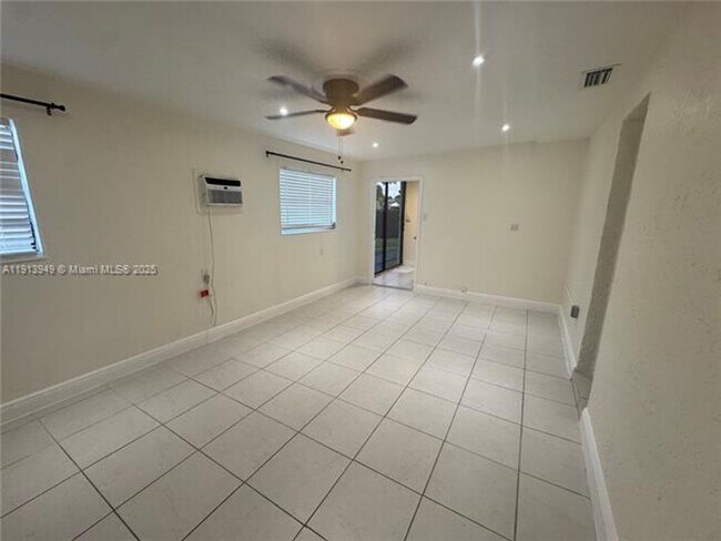 Building Photo - 29523 SW 144th Ct