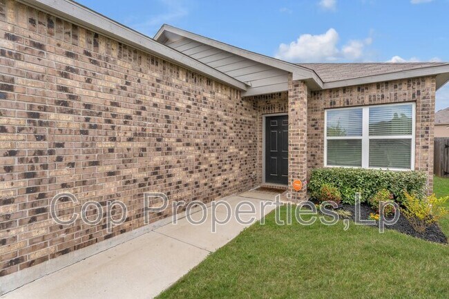 Building Photo - 7127 Mesa Cliffs