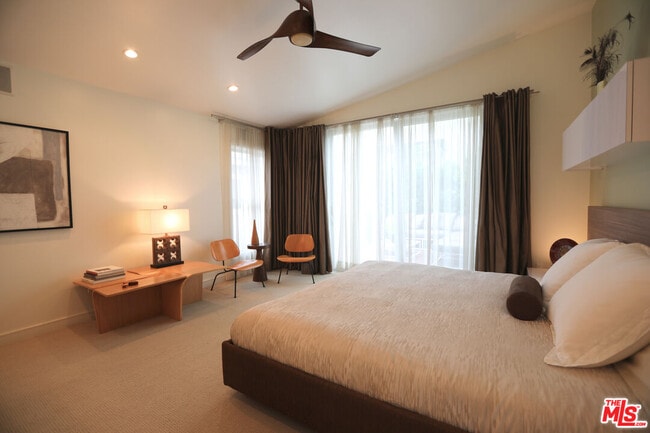 Building Photo - 2707 Westwood Blvd