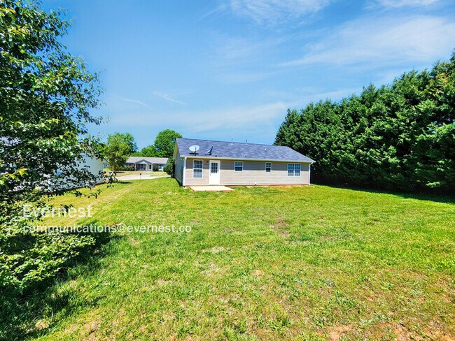 Building Photo - 310 Dove Point