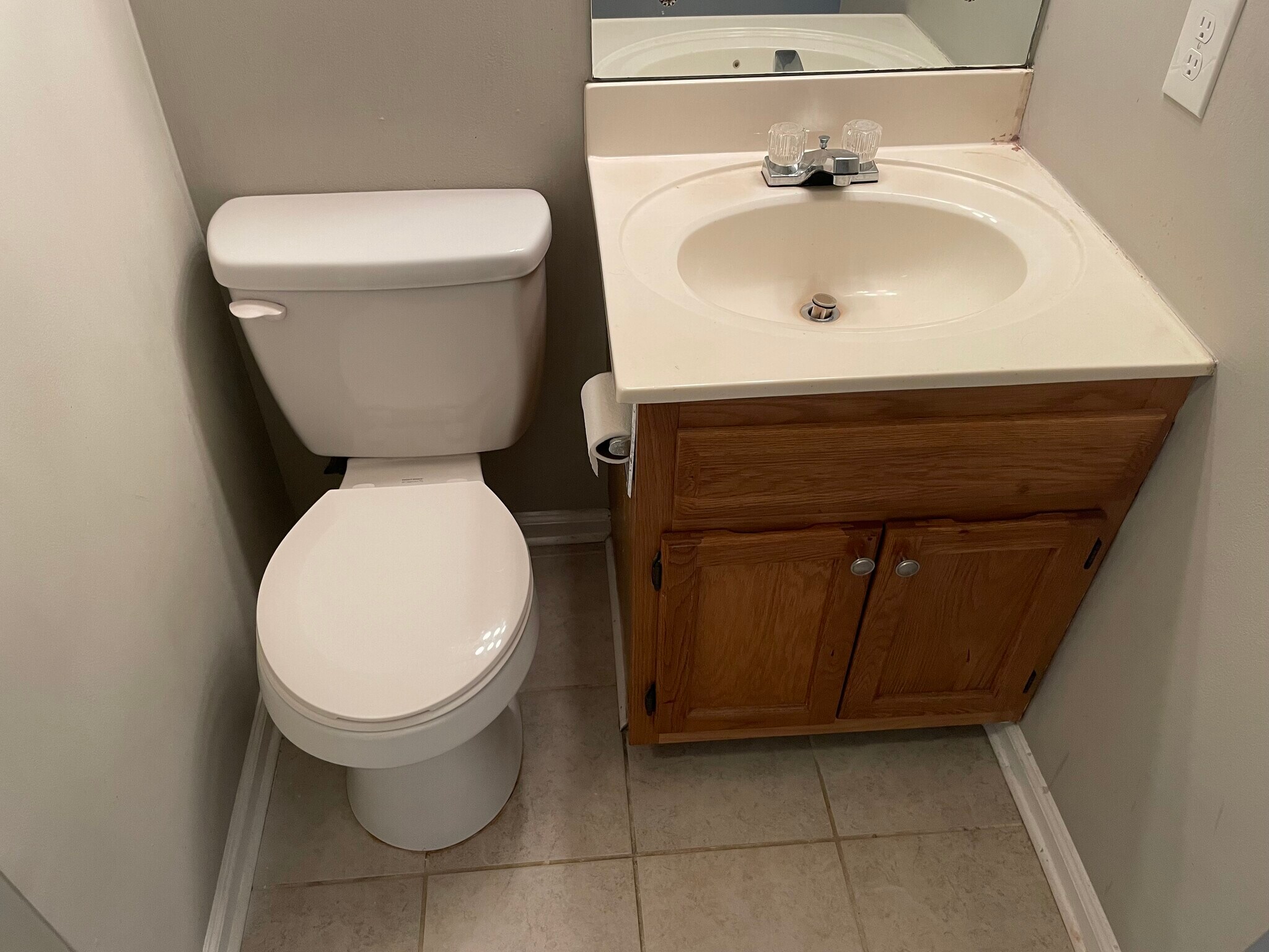 Building Photo - 1046 Blinken St