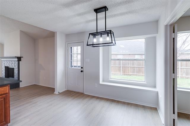 Building Photo - 5005 Button Willow Dr