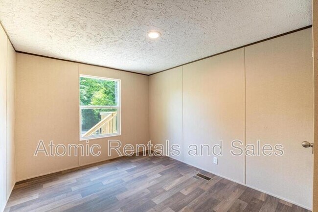 Building Photo - 8903 Childress Rd
