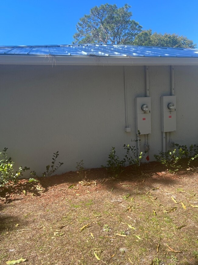 Building Photo - 2703 Ave G