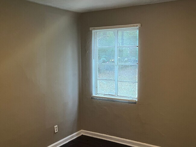 Building Photo - ***2 Bedroom / 1 Bathroom Total Electric Home for Rent Near Ft. Benning in Columbus, GA***