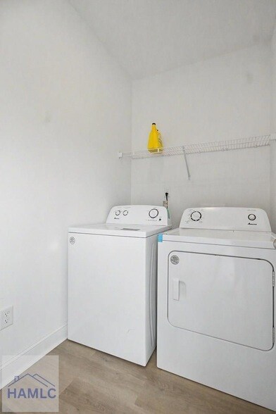 Building Photo - 76 St John's Ct