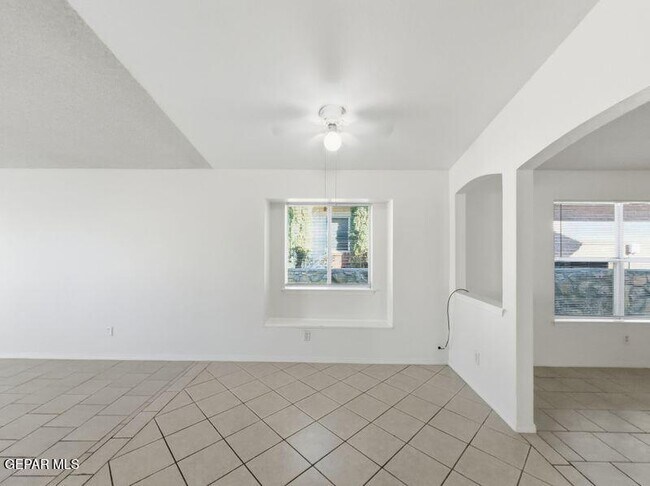 Building Photo - 11621 Gypsum Hills Cir