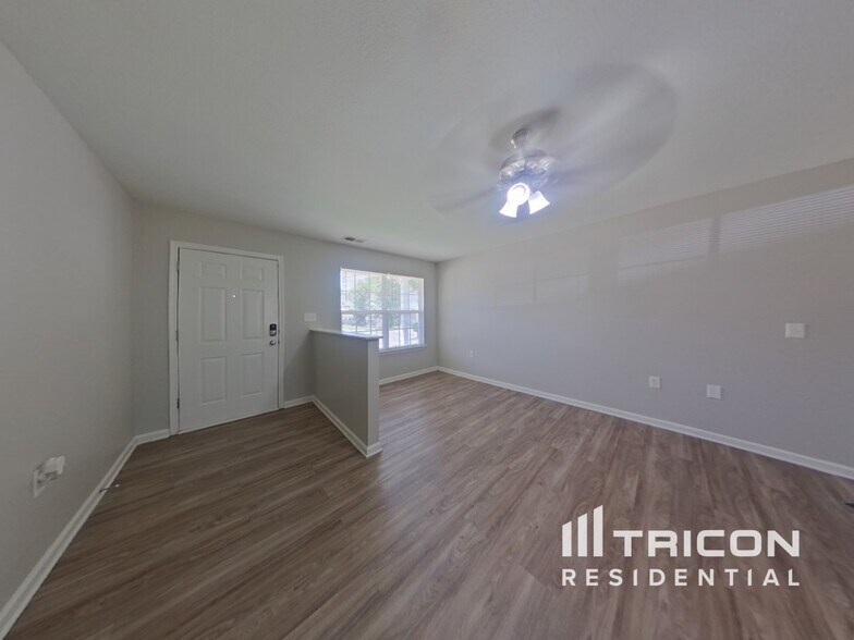 Building Photo - 6240 Stonefort Ct
