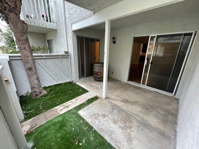 Building Photo - Port Hueneme | Anacapa View Apartment | 1 ...