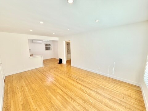 Building Photo - 618 Lincoln Blvd