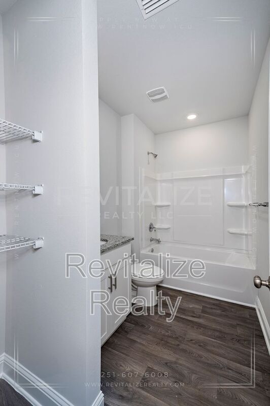 Building Photo - 13658 Addison Pl