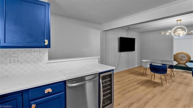 Building Photo - 1404 Denim Rd