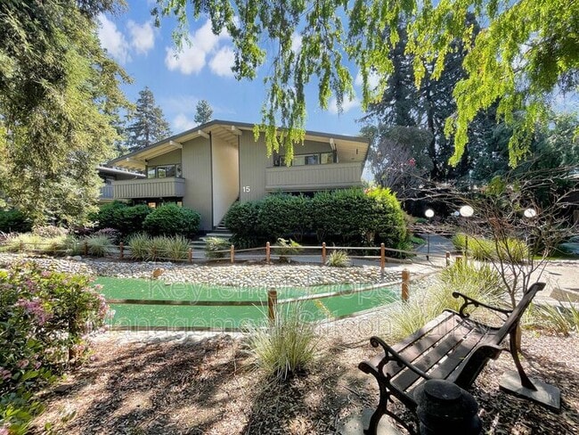 Building Photo - 151 Buckingham Dr