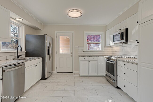 Building Photo - 3630 Windward Way