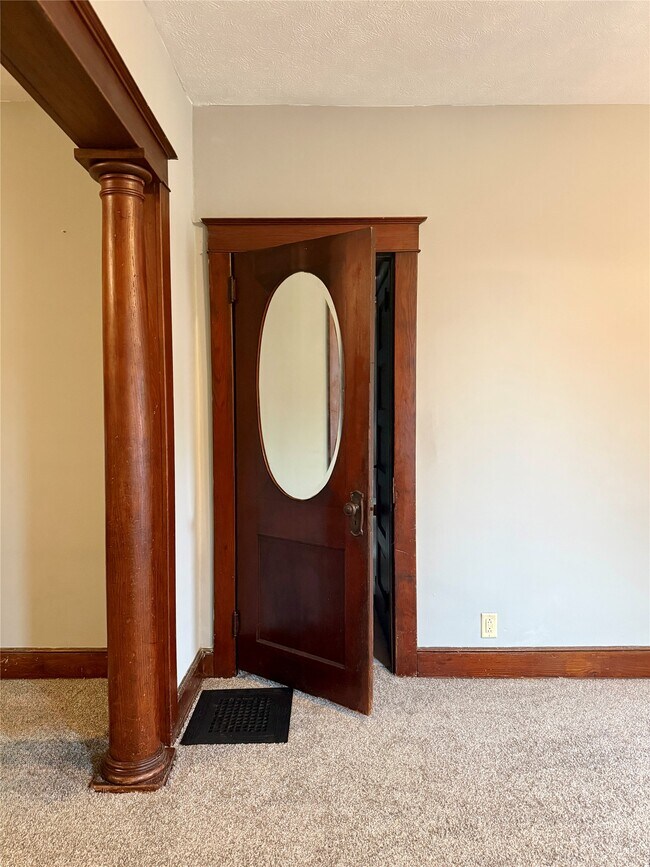 Building Photo - 1 Euclid Ave