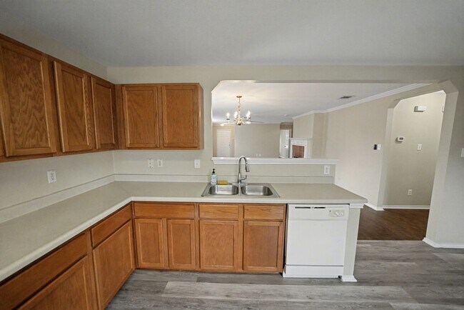 Building Photo - Charming Single-Story in Cibolo - Realtor Commission: $500