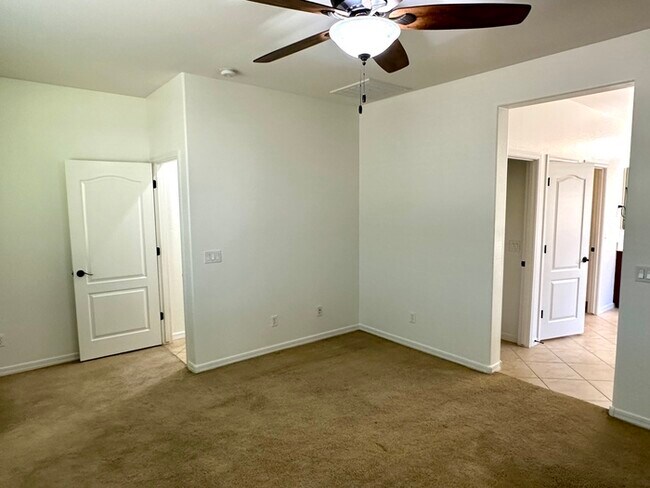 Building Photo - Fantastic Goodyear Home in Sedella