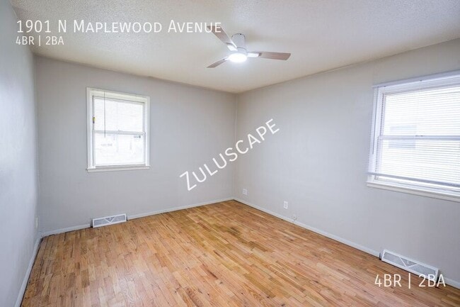 Building Photo - 1901 N Maplewood Ave