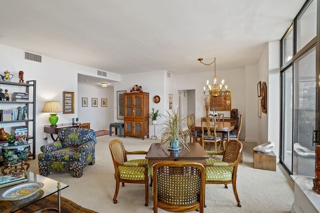 Building Photo - Bridgeport