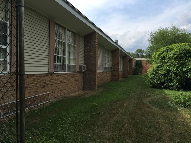 Court Yard for possible greenhouse or garden - Westbrook Place