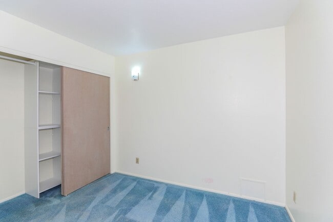 Building Photo - 98-1070-1070 Komo Mai Dr