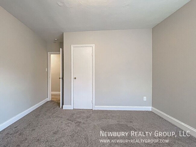 Building Photo - Welcome to WestWood Apartments: Your 2 Bed...