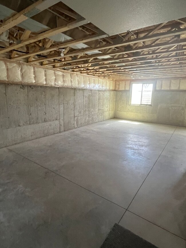 Building Photo - 3 Bedroom, 2 Bath Box Elder Home for Rent ~ Minutes from Ellsworth AFB!