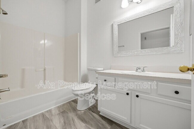 Building Photo - 6081 Maggies Cir