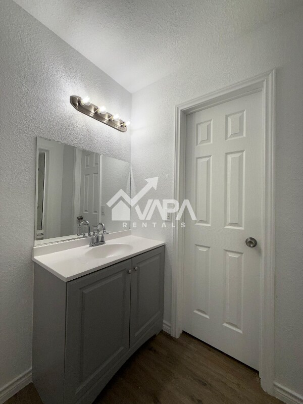 Building Photo - 12411 Gran Vista St