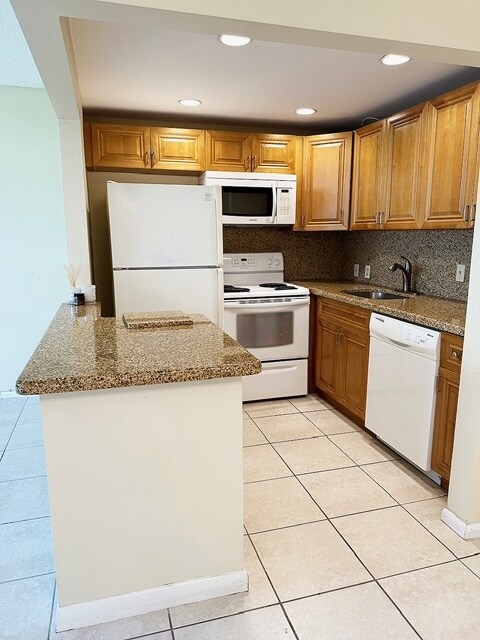 Building Photo - 62 Mansfield B